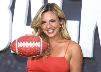 Annie Agar: A Rising Star in Sports Journalism – Full Bio, Career, and Impact