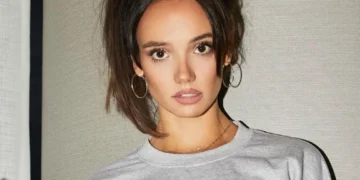 Sofia Franklyn Age: How Old Is the Podcast Star?” 1 Sofia Franklyn Age